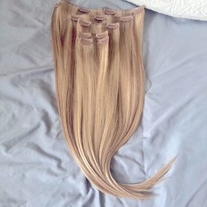 Brand New ✨ Dark Blonde Hair extensions👱‍♀️